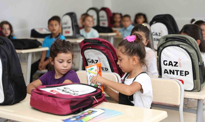 Eğitim önceliğiyle Gaziantep'in gençlere yatırım stratejisi