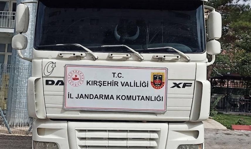 Kırşehir'de montajlı tır şase operasyonu: şok yol kontrolünde yakalandı