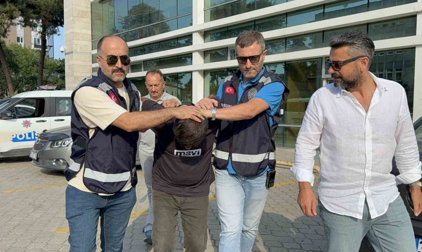Işıklar ihbar etti: canik'te yalnız adamın evinde cinayet ortaya çıktı