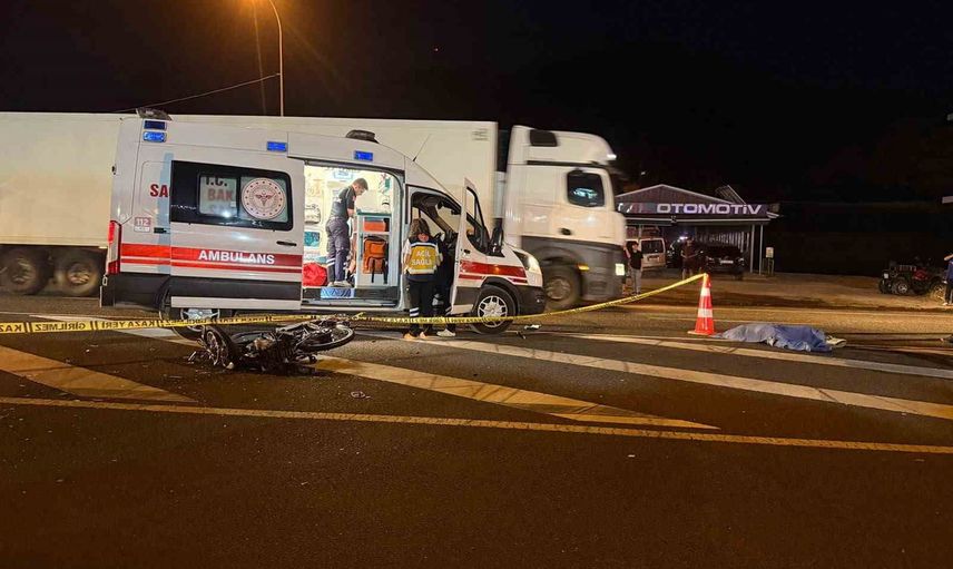 Pozantı'da D-750'de kaza: eski başkanın yeğeni yaşamını yitirdi