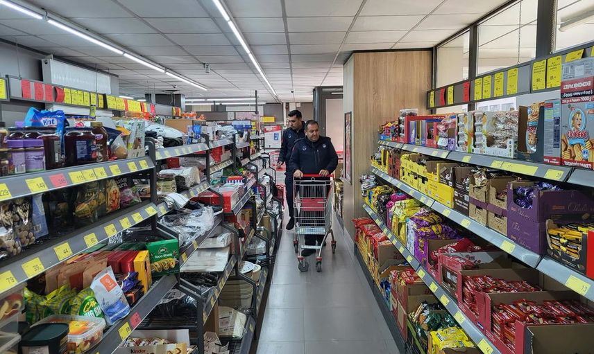 Erzincan zabıtasından kapsamlı market denetimi: 4 işletme hakkında işlem başlatıldı