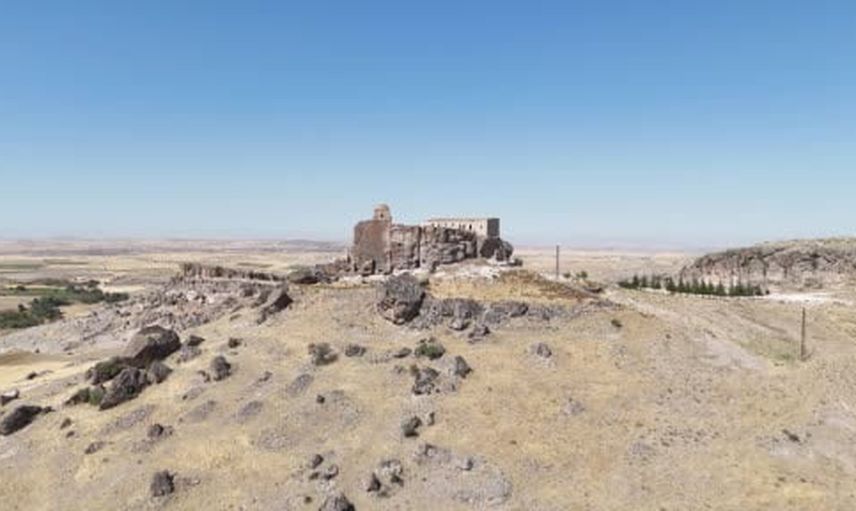 Güzelyurt'un yüksek kilisesi: Analipsis Tepesi'nde çok katmanlı tarih