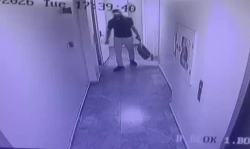 Güvenlik kamerası Serhat Kılıç'ın evinde bekleyişini kaydetti