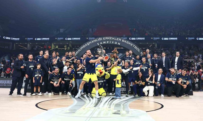 Fenerbahçe Sinan Erdem'de Beşiktaş'ı yenip 39. Cumhurbaşkanlığı Kupası'nı 9. kez kazandı