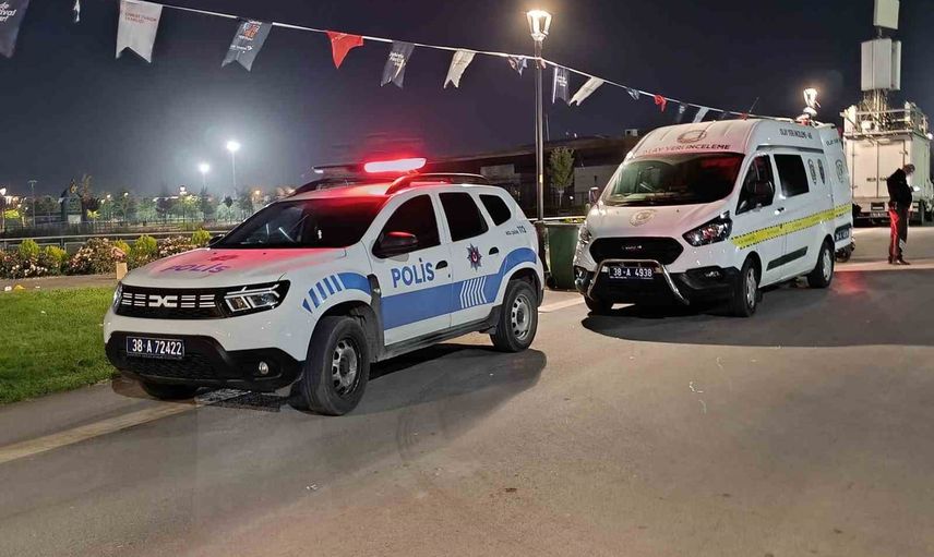 Kayseri'de Erenköy millet bahçesinde kavga: bıçak ve yumrukla iki yaralı