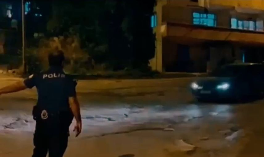 Sıkı denetim Antakya sokaklarında: 596 kişi kontrol edildi, 14 aranan yakalandı