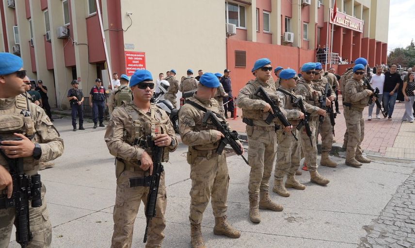 Kocaeli'de tutukluların dış bağlantılarına yönelik ikinci dalga: İkizler soruşturmasında 11 gözaltı