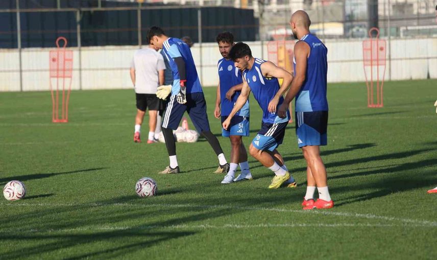 Çaykur Rizespor'da duran top çalışmasıyla Samsunspor hazırlığı