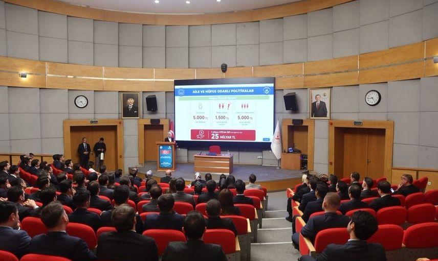 Bakan Göktaş kaymakam adaylarıyla buluştu ve devletin şefkat elini vurguladı