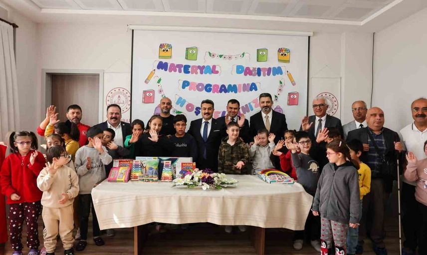 Sivas'ta özel eğitimde oyunla destek: 339 eğitici oyuncak 18 sınıfa ulaştı
