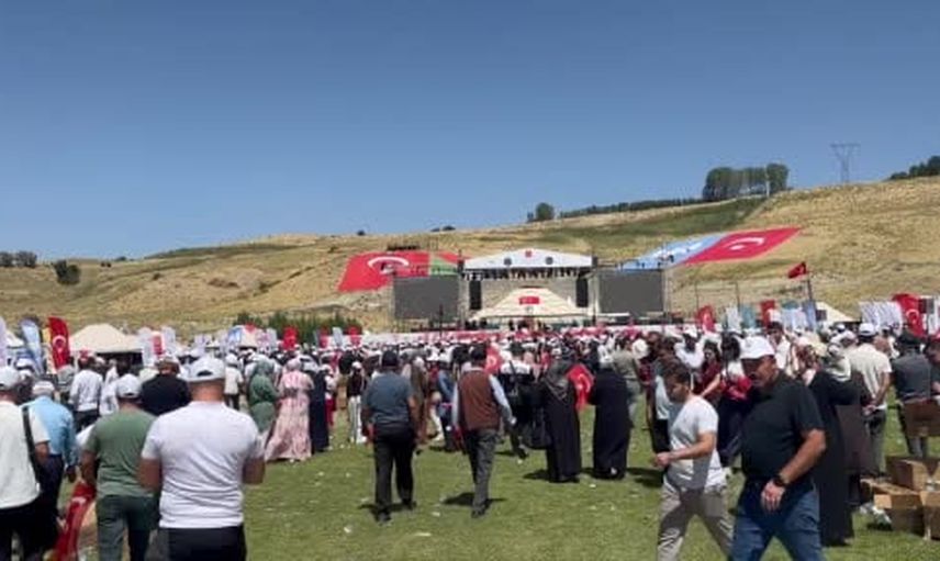 Ahlat, 1071 ruhuyla canlandı: Türkiye'nin dört yanından katılımcılar bir araya geldi