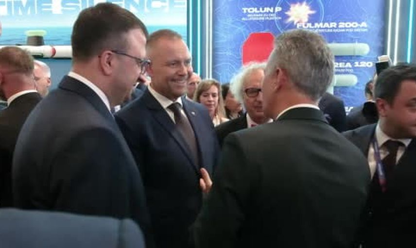 Polonya cumhurbaşkanı Nawrocki, MSPO 2026'da Türkiye stantlarını gezdi