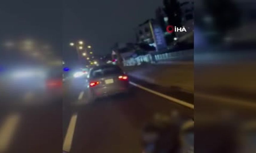 Beylikdüzü'nde drift iddiası: park halindeki üç araca çarpıp kaçtı