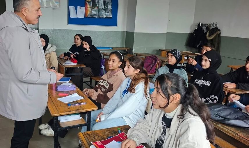 Patnos'ta hafta sonları düzenlenen kurslarla başarı hedefleniyor