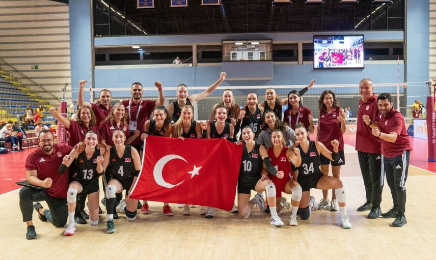 Milliler Taranto'da namağlup finale yükseldi