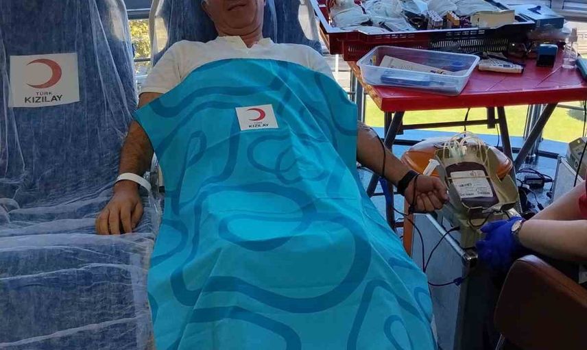 Hastane personeli ve hasta yakınları kan bağışı için seferber oldu