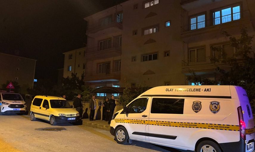 Erzincan'da 4. kattan düşen 77 yaşındaki Neriman Y. yaşamını yitirdi