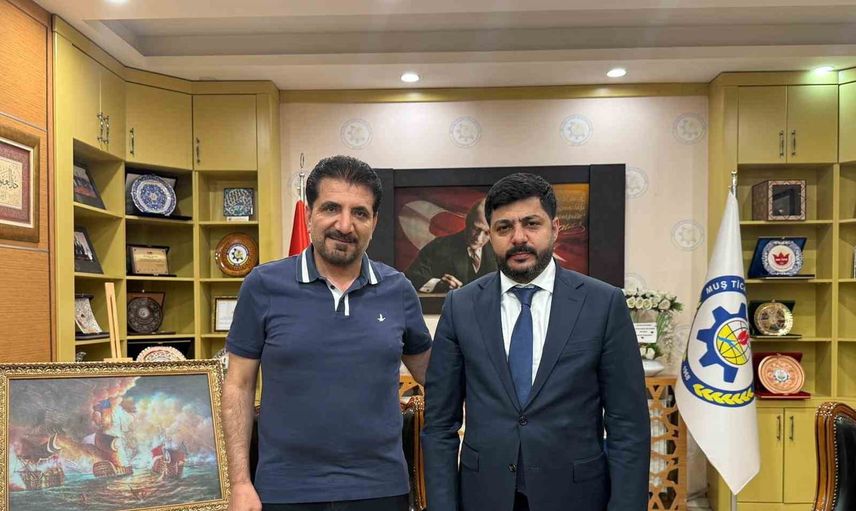 Üyelerle buluşuyor: saha çalışmalarını Muş'a taşıdı