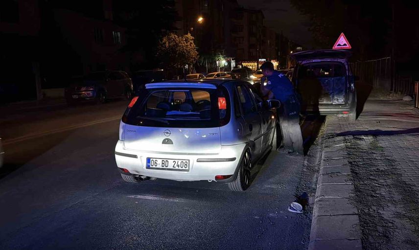 Tartışma sonrası yol kapandı: kasisten çapraz geçen aracın önünü kesen sürücüye 180 bin lira ceza