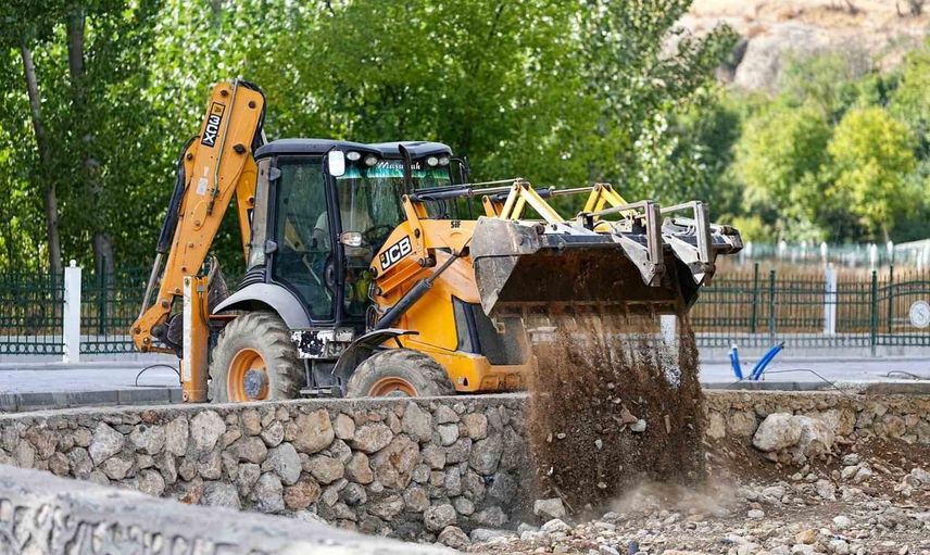 Yeşilyurt'ta beylerderesi yaşam vadisi ile Çırmıhtı hattı güçlendiriliyor