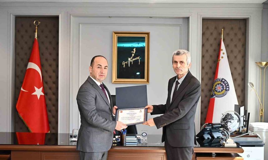 Emniyetten yıllara vefa: emekli personele veda yemeği