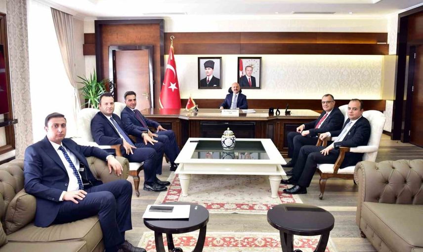 Vali Varol ilçe adliyelerinin önceliklerini dinledi