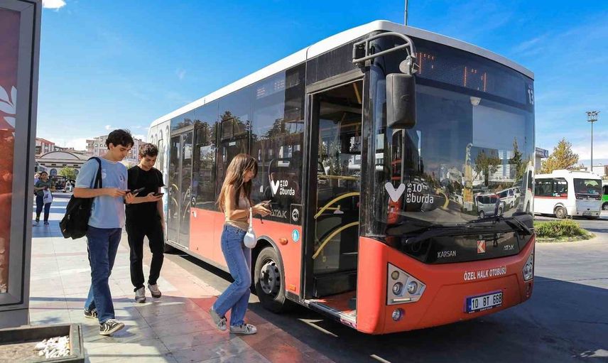 Öğrencilere bütçe dostu Akıllı Balkart abonmanları hayata geçti