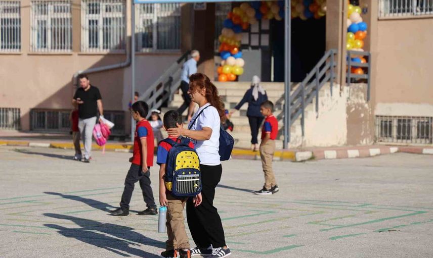 Elazığ'da yeni eğitim yılı 115 bin öğrenciyle başladı