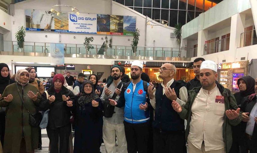 Sivas'ta Ahmet Turan İmamoğlu'nun umre hayali hayırseverlerle gerçek oldu