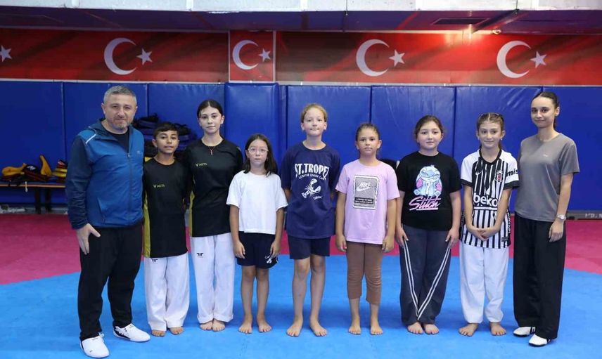 Yaz spor okullarıyla Samsun'da çocuklar sahaları doldurdu
