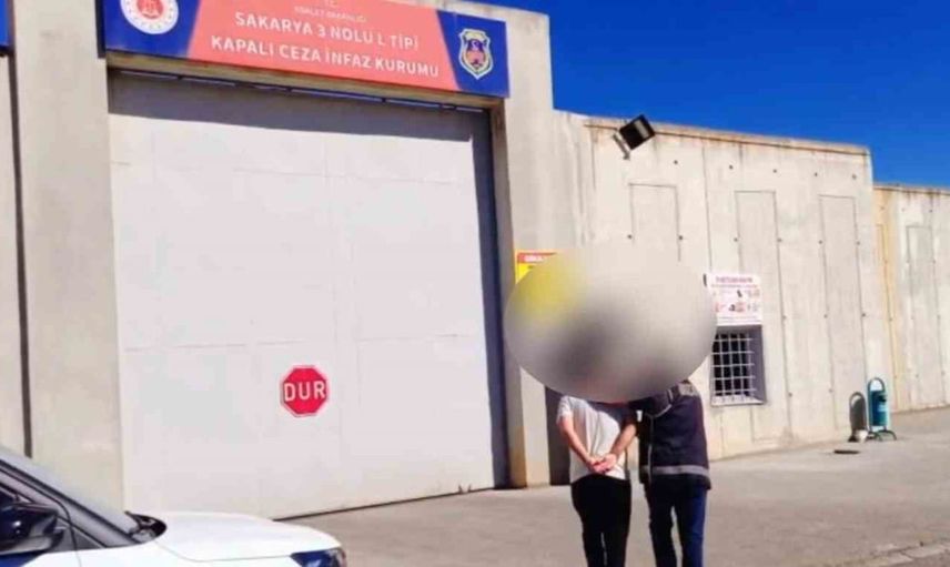 Sakarya merkezli operasyonda kod isimleri çözülen üç şüpheli 21 bombalı eylemi engellendi