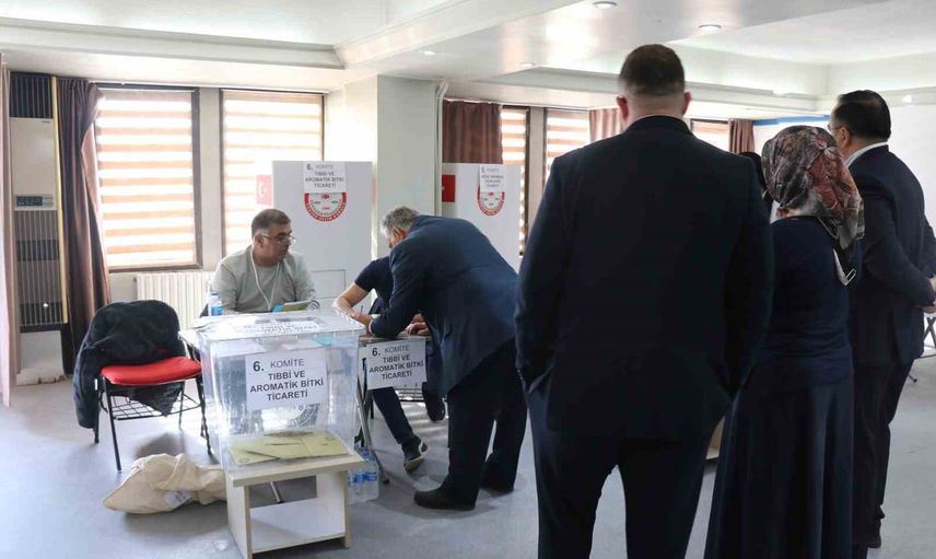 Denizli ticaret borsasında yeni dönem rekabet meclise yansıdı