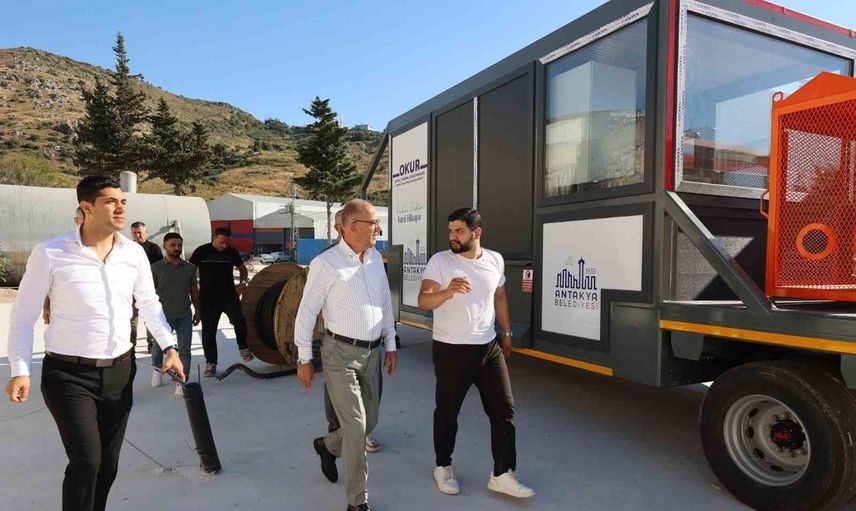 Başkan İbrahim Naci Yapar, sıcak asfalt plentinde yenileme sürecini denetledi