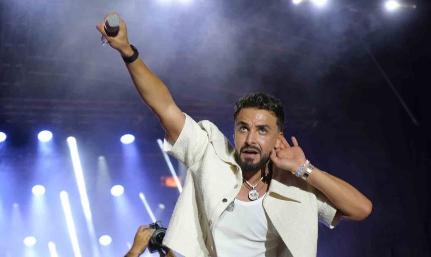 Sefo'nun ışıklı tacı ve düetleri Taşköprü sarımsak festivaline renk kattı