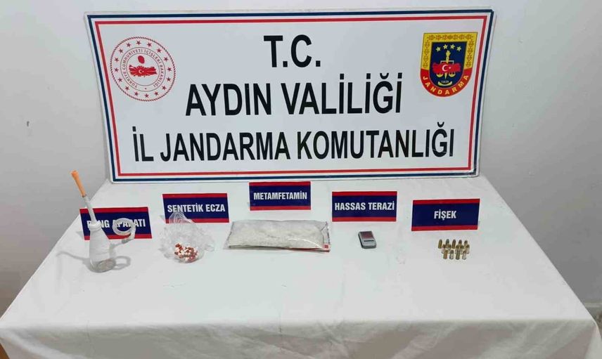 Davutlar’da baskın: Kuşadası’nda bin 100 gram metamfetamin ele geçirildi