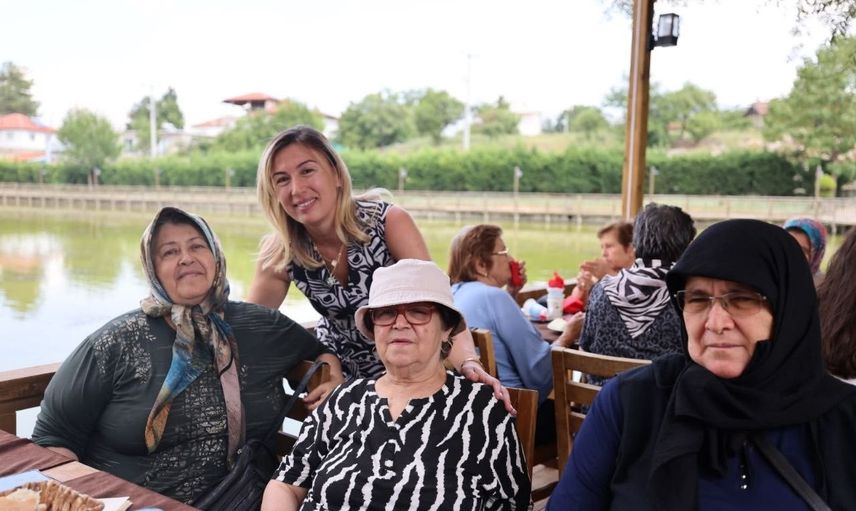 Kadınlar birlikte keşfetti: Acıpayam'ın tarih ve doğası bir araya geldi