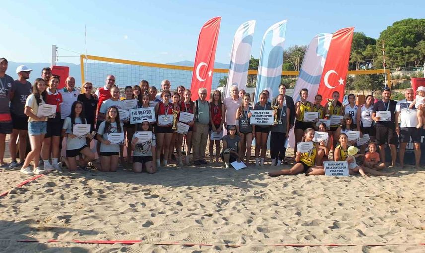 Kumda yükselen umut: Ören'de plaj voleybolu şöleni