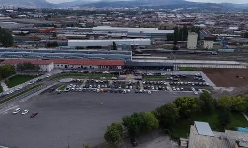 Sivas'ta tarihi dokuyu koruyan yeni YHT garı hizmete açıldı