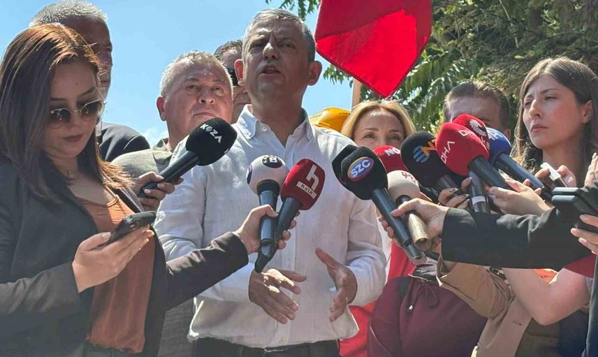 Bakanlık önündeki bekleyiş: gözler başka yöne çevrildiğinde sözler havada kalıyor
