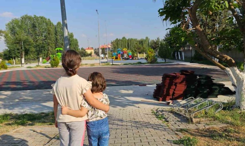 Harabeden yeni yaşam alanına: Hasköy parkı yenilenerek açıldı