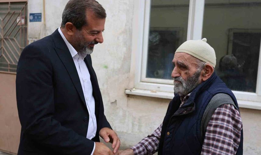 Gürsu'da yaşayan çınarlara adanmış vefa ziyareti