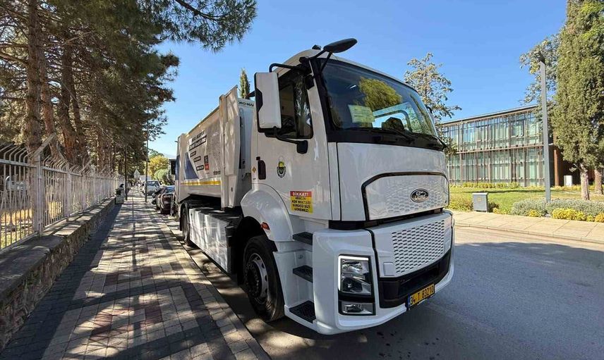 İnegöl'de sessiz dönüşüm: elektrikli çöp kamyonu saha testinde