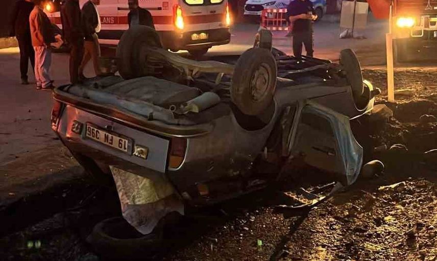 Şarampole devrilen otomobil hurdaya döndü; İskilip'te sürücü yara almadan kurtuldu