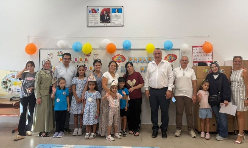 Burhaniye'de minik öğrenciler yeni döneme uyum haftasıyla başladı