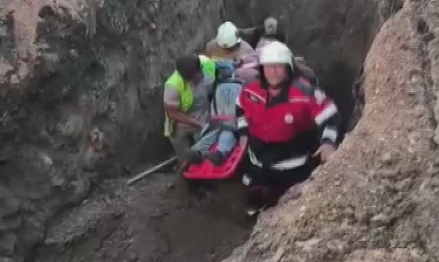 Altyapı çalışmasında göçük: Arsuz Tülek Mahallesi'nde 1 işçi yaralandı