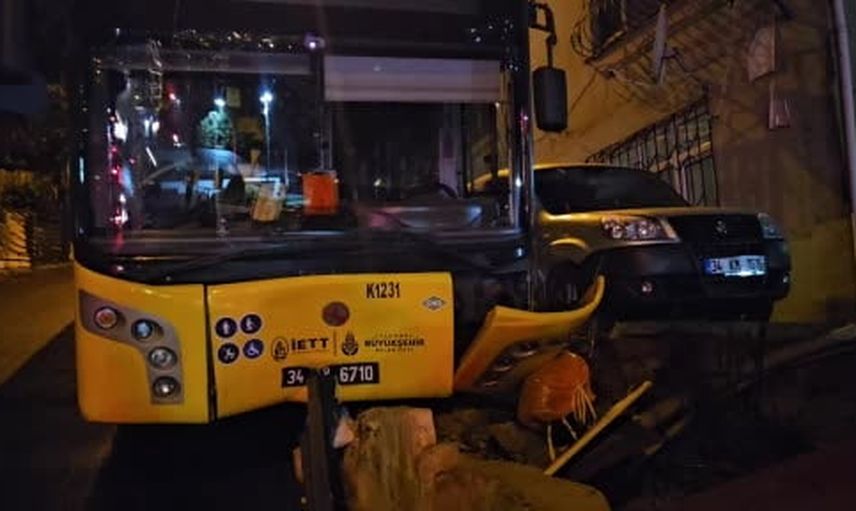 Sarıyer'de yağışın yarattığı tehlike: İETT otobüsü evleri geçmeden durabildi