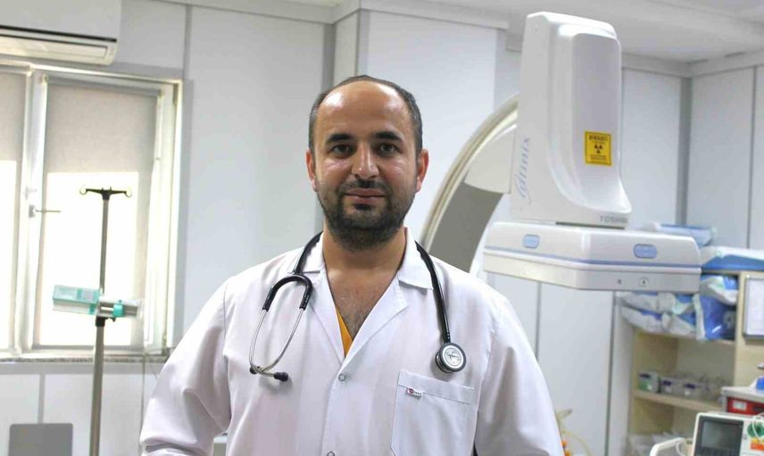 gençlere halı saha uyarısı: efor öncesi kardiyoloji muayenesi şart