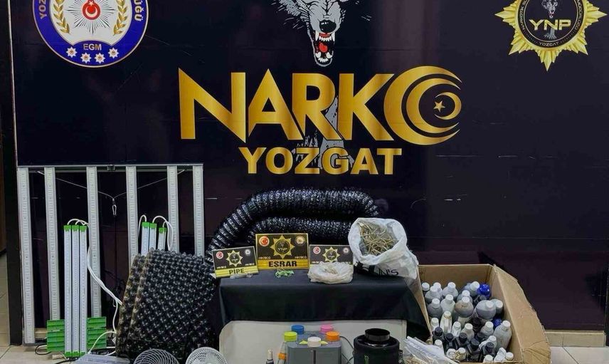 Yüksek fatura takibiyle ortaya çıktı: iki evde kenevir düzenekleri ele geçirildi