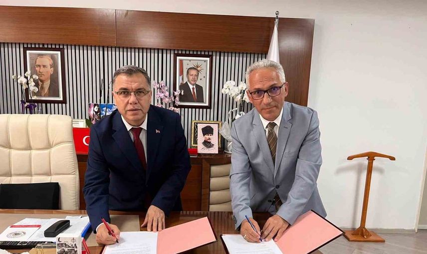 Şehitlik anıtlarının düzenli bakımı için kurumlar protokol imzaladı