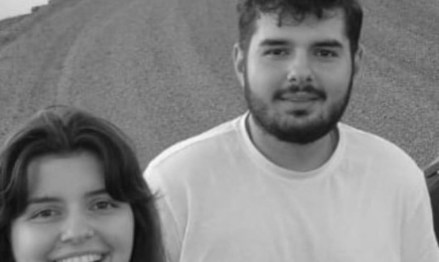 Maltepe enkazında yaşamını yitiren kardeşlerin birlikte çekilmiş fotoğrafı geride kaldı